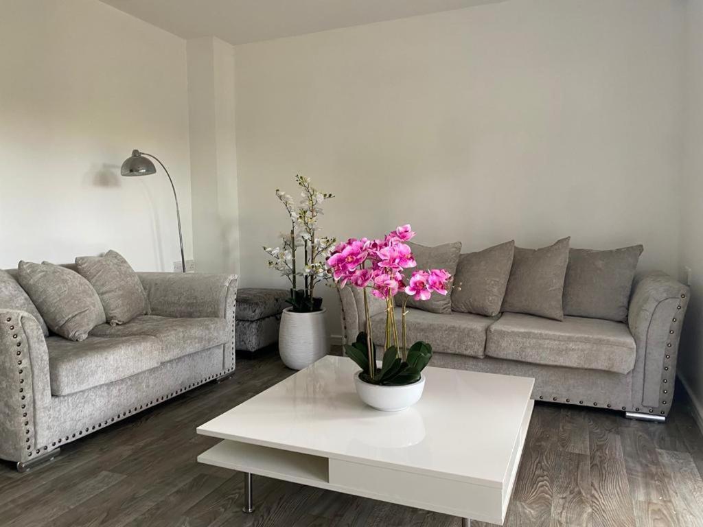 Modern, Stylish And Central Home Manchester Exterior photo